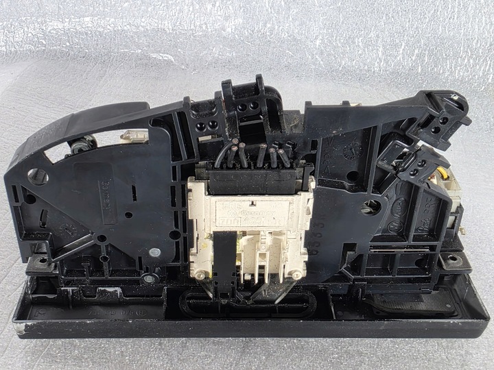 фото №10, Панель воздуховод кондиционера volkswagen transporter t4 7d1819045 7d0959511