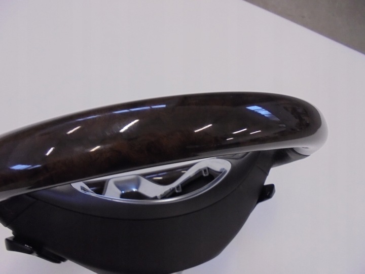 фото №14, Mercedes glc a 253 кермо шкіра дерево коричнева