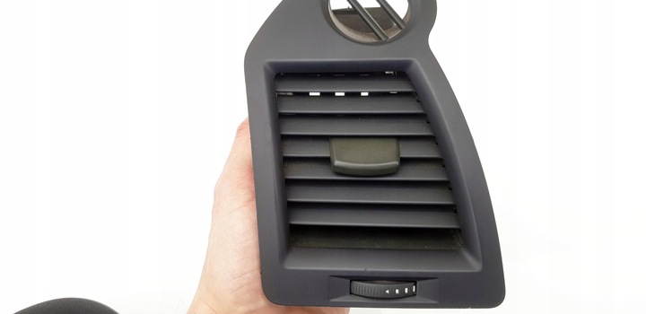 фото №13, Renault megane 2 ii mk2 решітка повітропровід панелі розподільчої ліва - гарна!