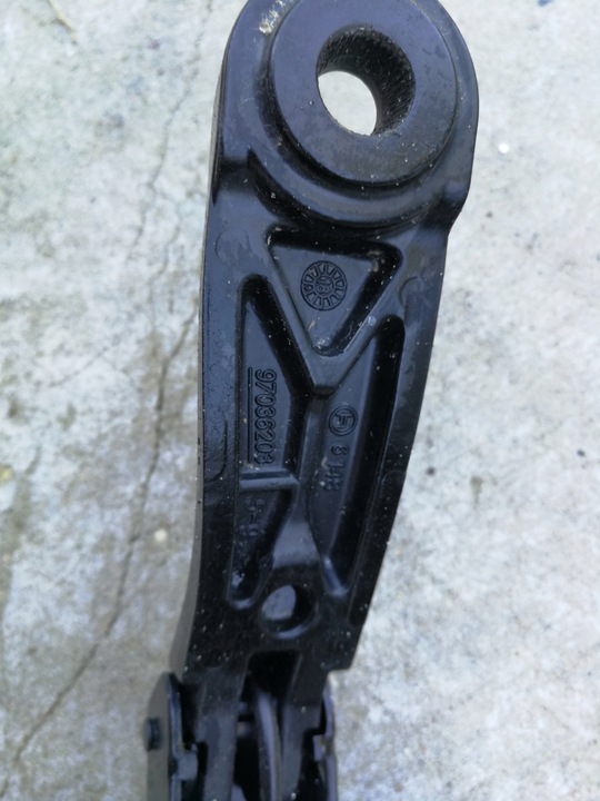 фото №8, Рычаги дворник перед комплект peugeot 308 t9