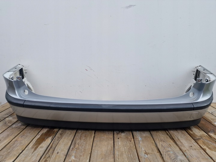 фото №1, Ford focus mk2 универсал 2004-07r.- бампер зад lak.03