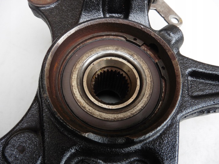 фото №7, Поворотный кулак ступица правая peugeot 308 ii t9 p65