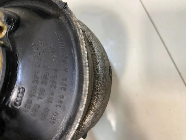 фото №6, Audi a4 b6 3.0 asn подушка двигуна 8e0199371d