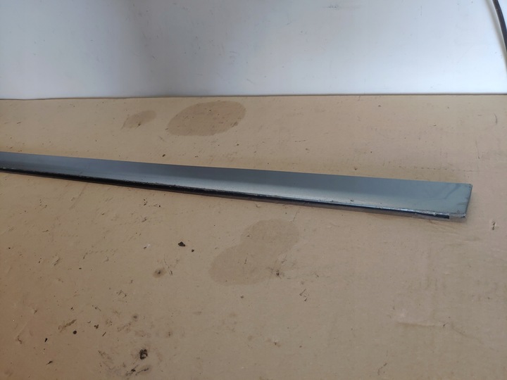 фото №5, Планка двері ліва audi a3 8p cabrio 08-12 ly7e