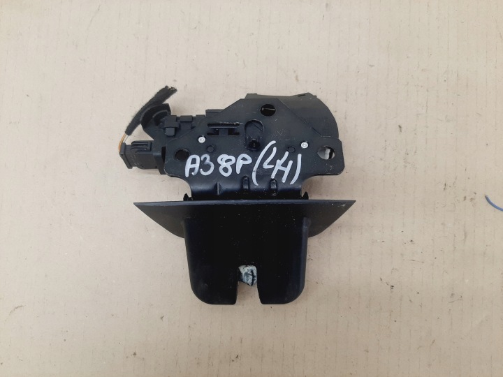 фото №9, Замок кришки багажника audi a3 8p hb 5d роки 2003-2008 audi a4 b8 sedan 8-11