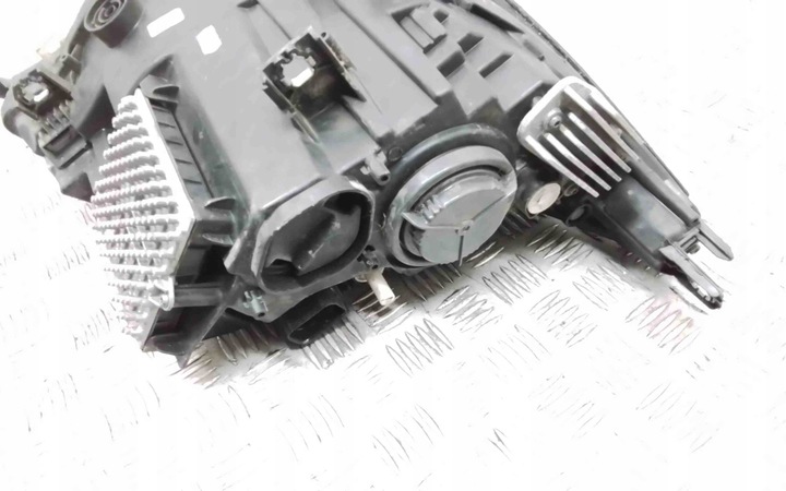 фото №8, Лампа левая передняя bmw i3 i01 6311741481501 0.6l гибрид 125kw 2016