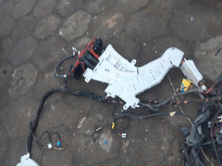 фото №12, Установка інтер'єру a4475405931 mercedes w447