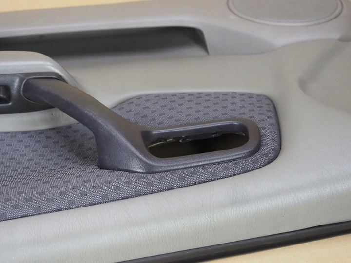 фото №9, Боковина обивка дверь перед правый primera p11 рестайлинг