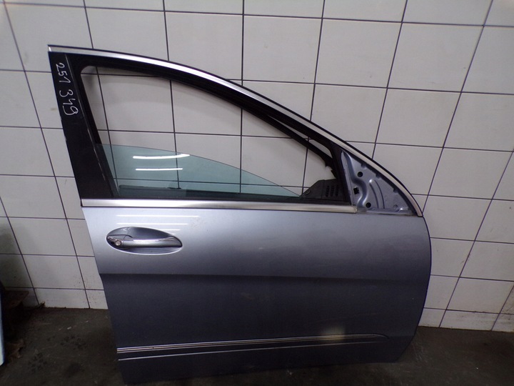 фото №1, Двері праві перед mercedes w251 r клас lak 349