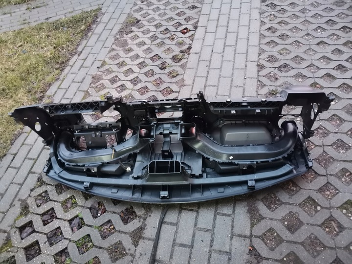 фото №11, Панель роздавальна консоль renault master 3 iii