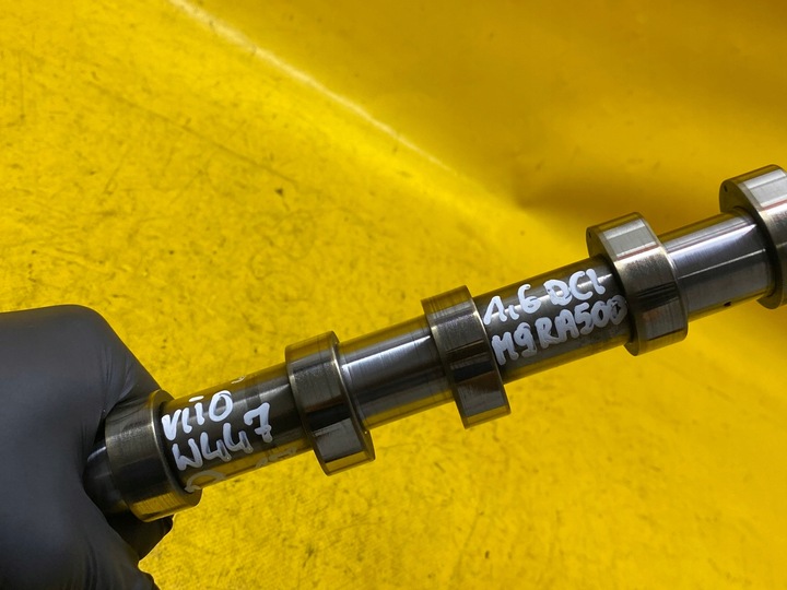 фото №13, Вал распределительный вал выпускной 130015174r vito w447 w205 1.6 dci r9ma500 renault