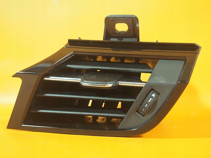 фото №10, Audi q3 83a решётки воздуховод консоли led комплект 83b820901 / 83b820902