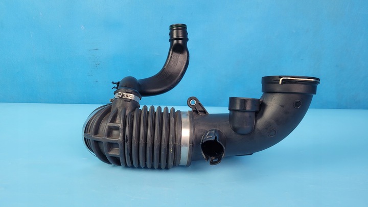 фото №7, Bmw 5' g31 540d xdrive 18r шланг воздуха з резонатор 8571706