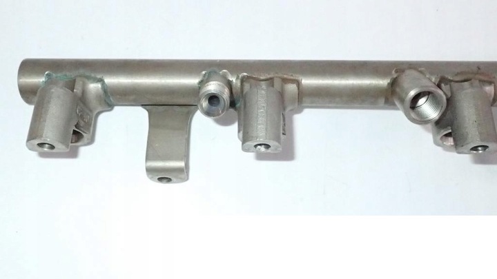 фото №10, Планка впрыскивающий audi s8 d3 s6 c6 5.2 07l133316a