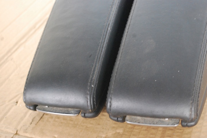 фото №5, Подлокотник средний чёрный audi a8 d3