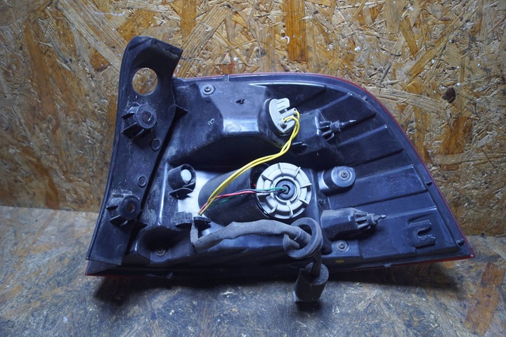 фото №15, Kia rio iii лампа левый зад led c1757