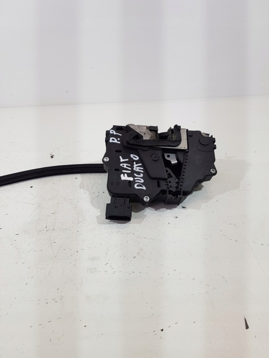 фото №12, Fiat oem номер 1350147080 замок двері