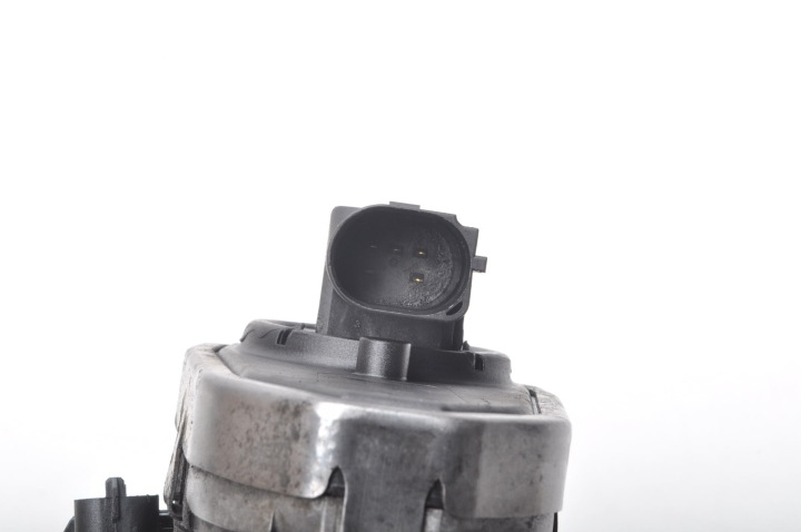 фото №8, Ford mondeo mk3 2.0 tdci рестайлинг дроссельная заслонка 0261230172