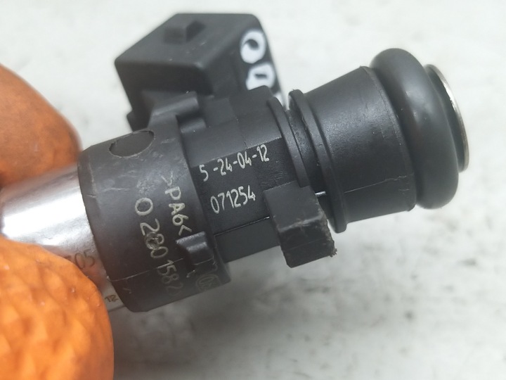 фото №11, Форсунка инжектор 0.9 twinair 312a2000 mito fiat 500 ypsilon 0280158230