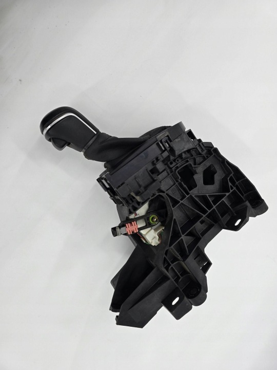 фото №7, Домкрат зміни коробка передач toyota yaris xp210 75g588 yaris iv cross