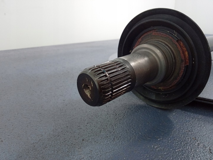 фото №4, Bmw 7 g11 g12 30d 40d полуось левая зад задняя 8639465