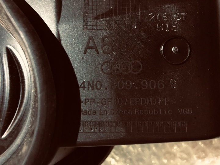 фото №6, Audi a8 d5 крышка заливка топлива бензин 4n0809906