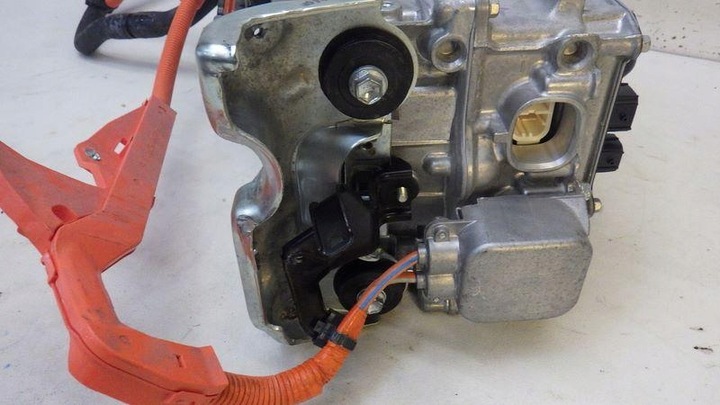 фото №7, Инвертор конвертер toyota rav4 v 2.5 гибрид g9200-33140 232100-1705