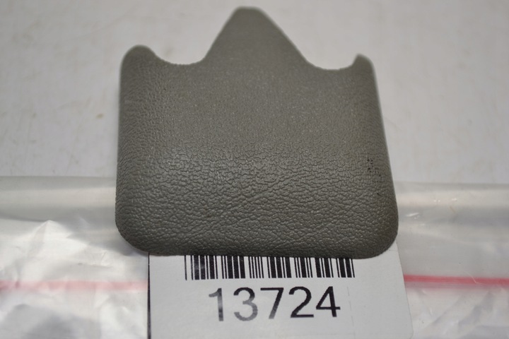 фото №5, Mercedes w124 защита рейка сиденья накладка винт