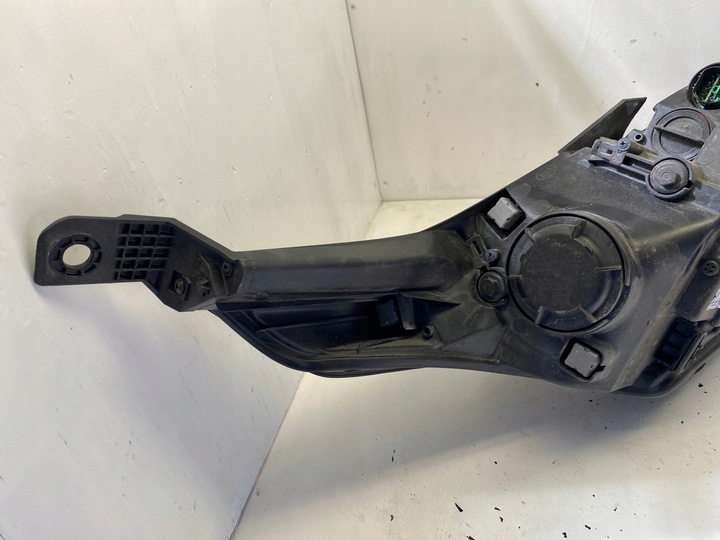 фото №10, Kia ceed iii лампа левый перед 92101j7100