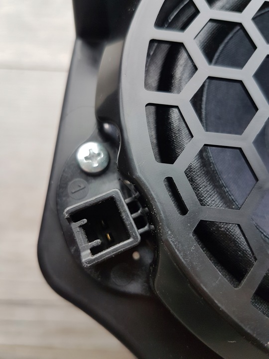 фото №11, Mazda 3 iv 19- динамик сабвуфер левый правый hb