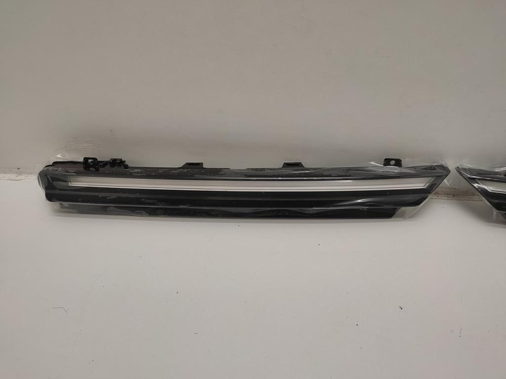 фото №2, Решётка решётка радиатора led света дальний vw golf viii