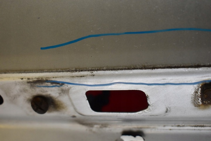 фото №9, Крышка багажника зад задняя серый toyota avensis t25 универсал 02-06