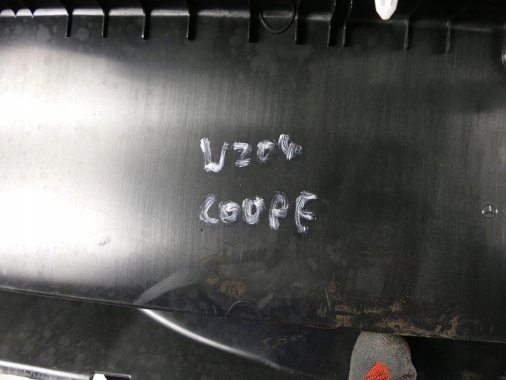 фото №8, Mercedes c c204 рестайлинг защита порога замка ремня зад w204 купе 2-дверь