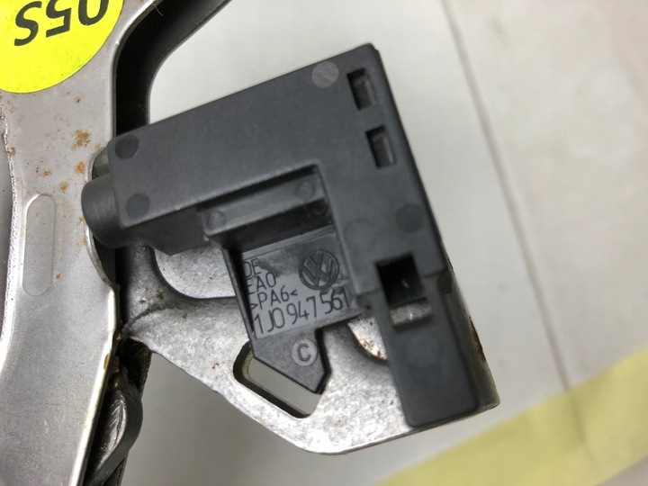 фото №5, Vw polo up рычаг тормоза ручного 6q0711303af