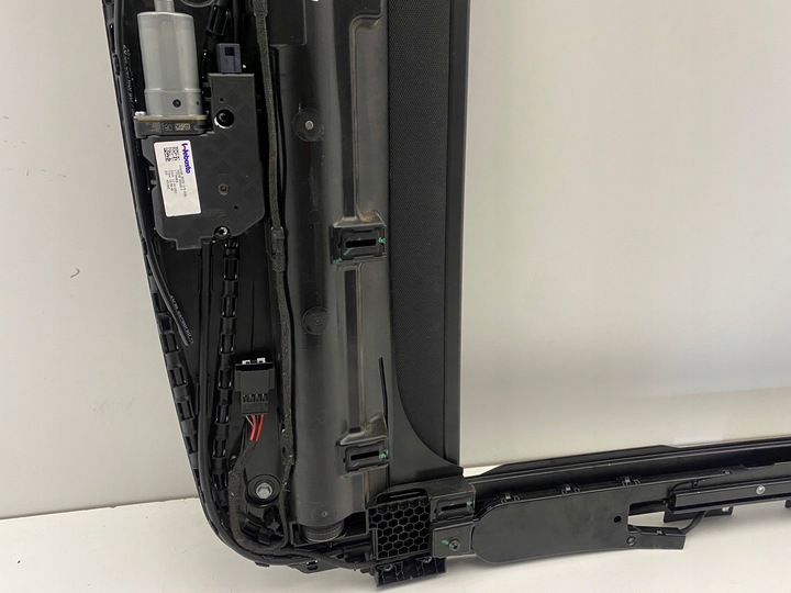 фото №9, Bmw 7 g70 панорама дах зсувний люк ролета каркас 5a64ba4 22-