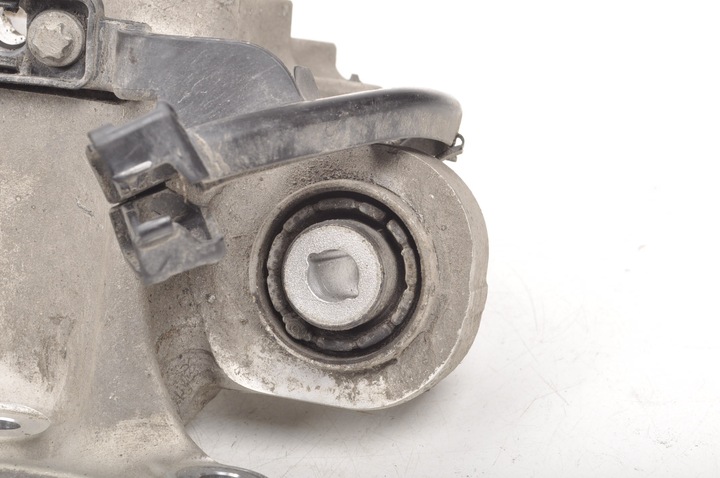 фото №4, Mercedes w177 поворотный кулак правые зад 20r