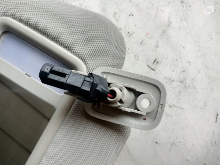 фото №3, Защита солнцезащитная mazda 6 gh козырёк левая сторона лампа освещение