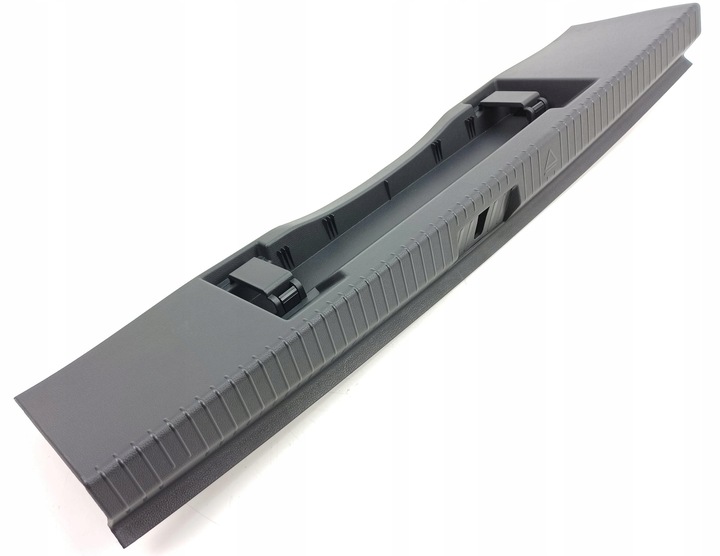 фото №1, Нова захист краю багажника vw arteon shooting