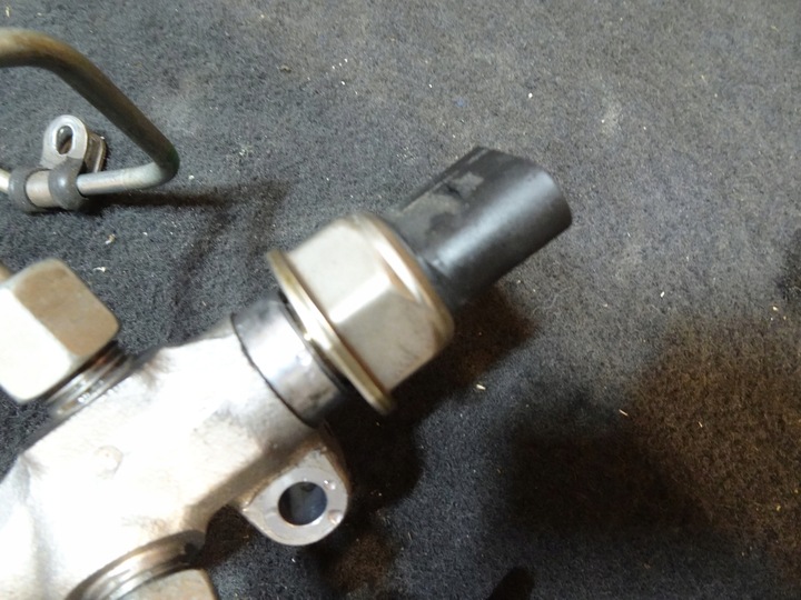 фото №3, Seat leon iii 1.6 tdi планка вприскувальний 04l089d