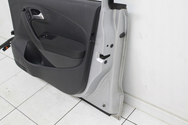 фото №15, Двері праві перед праві передні volkswagen vw polo 6r hb 5d 2009r- la7w