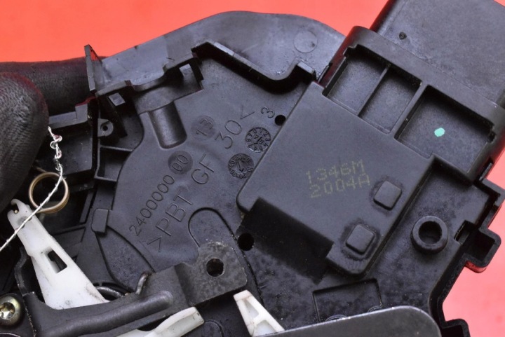 фото №10, Замок двери левые перед передний eu 3m5a-r21813-er ford focus c-max mk1 03-07