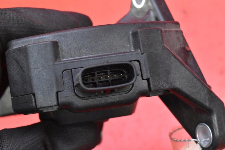 фото №8, Потенциометр педаль газа 78110-k0030 toyota yaris 4 iv 1.5 12v 125 km 20-