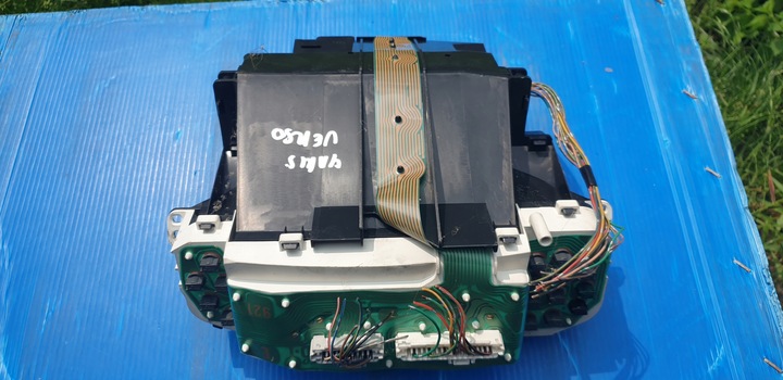 фото №5, Toyota yaris verso спидометр приборы 83800-52510 457300-0421