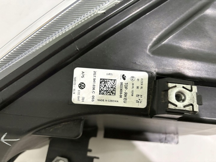 фото №11, Vw taigo 2g7 фара права передня перед повний led iq.light 2g7941036c
