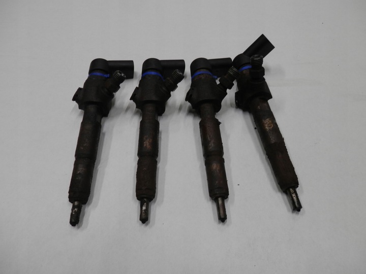 фото №1, Инжектор ford 1.8 оригинал 2079599