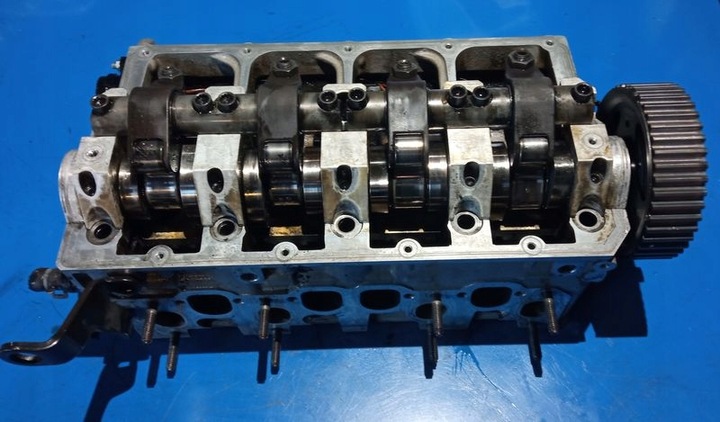 фото №9, Головка цилиндров 038103373r vw.passat b5 1,9 tdi 130km awx