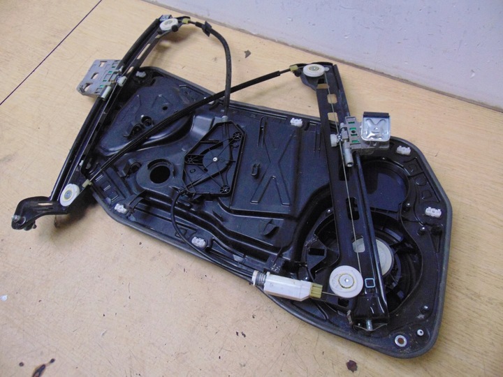 фото №10, Механизм стёкла правые перед vw passat cc 1k0959792p