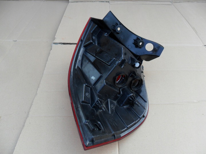 фото №13, Kia rio iii 11-17r лампа зад левая 92401-1w2