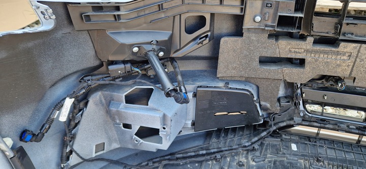 фото №10, Бампер audi a6 c7 рестайлинг w цвет ls9r комплектный jak новый pdcx4 омыватель