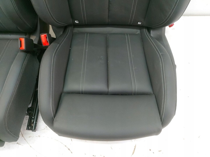 фото №13, Audi q4 40 e-tron сиденья диван кожаные чёрные оригинал s-line